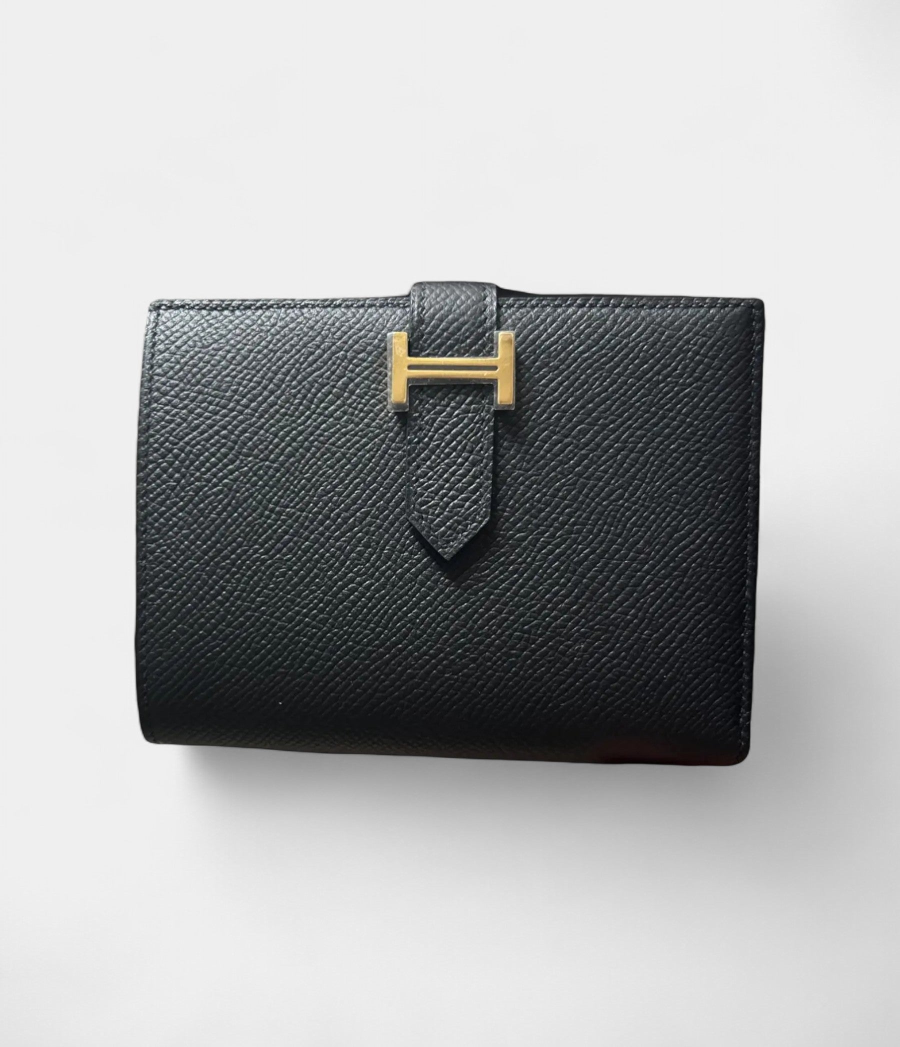 HMBéarn Leather Wallet in Black Timeless Luxury Sleek Silhouette