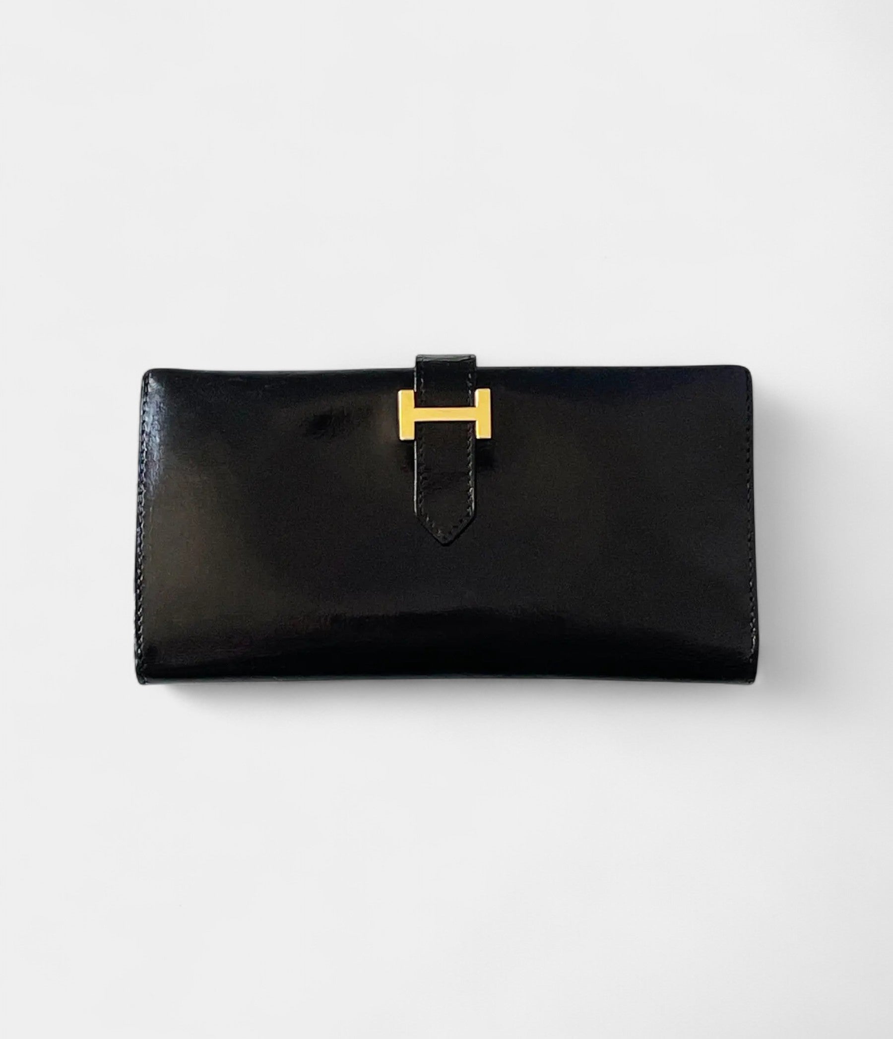 HMBéarn Leather Wallet in Black Timeless Sophistication Classic