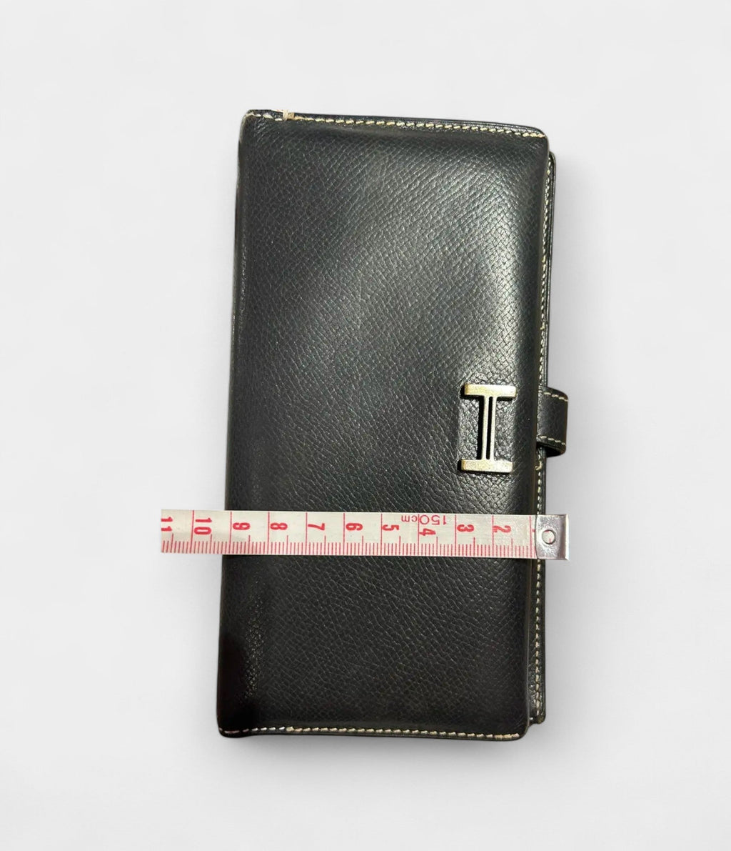 HMBéarn Leather Wallet in Black Timeless Sophistication Every Detail