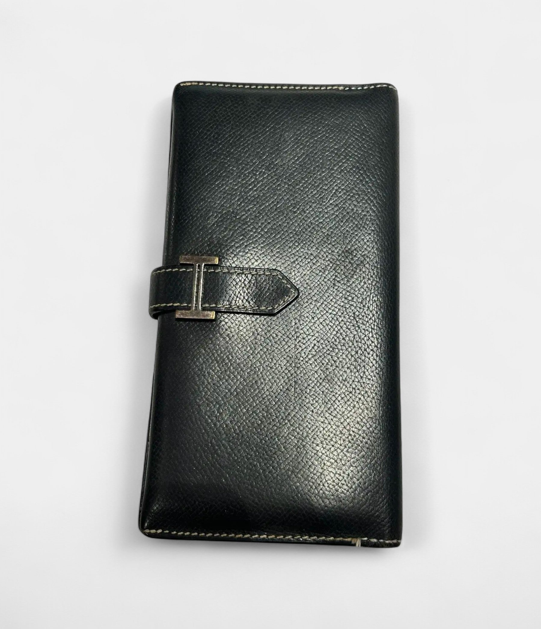 HMBéarn Leather Wallet in Black Timeless Sophistication Every Detail