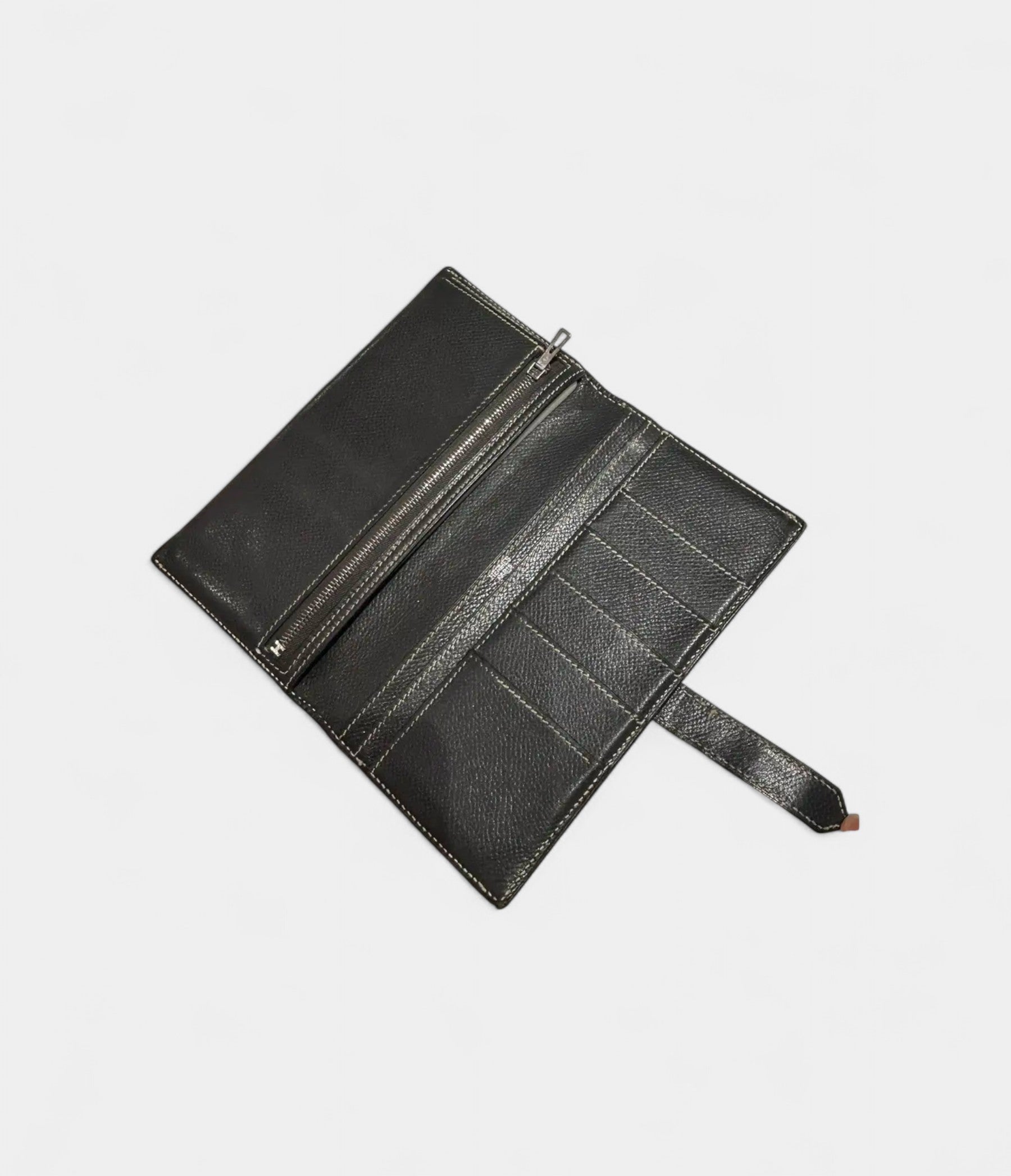 HMBéarn Leather Wallet in Black Timeless Sophistication Every Detail