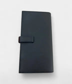 HMBéarn Leather Wallet in Black Timeless Sophistication with Iconic Detail