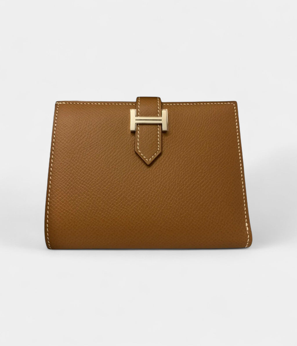 HMBéarn Leather Wallet in Brown Classic Elegance Timeless Appeal