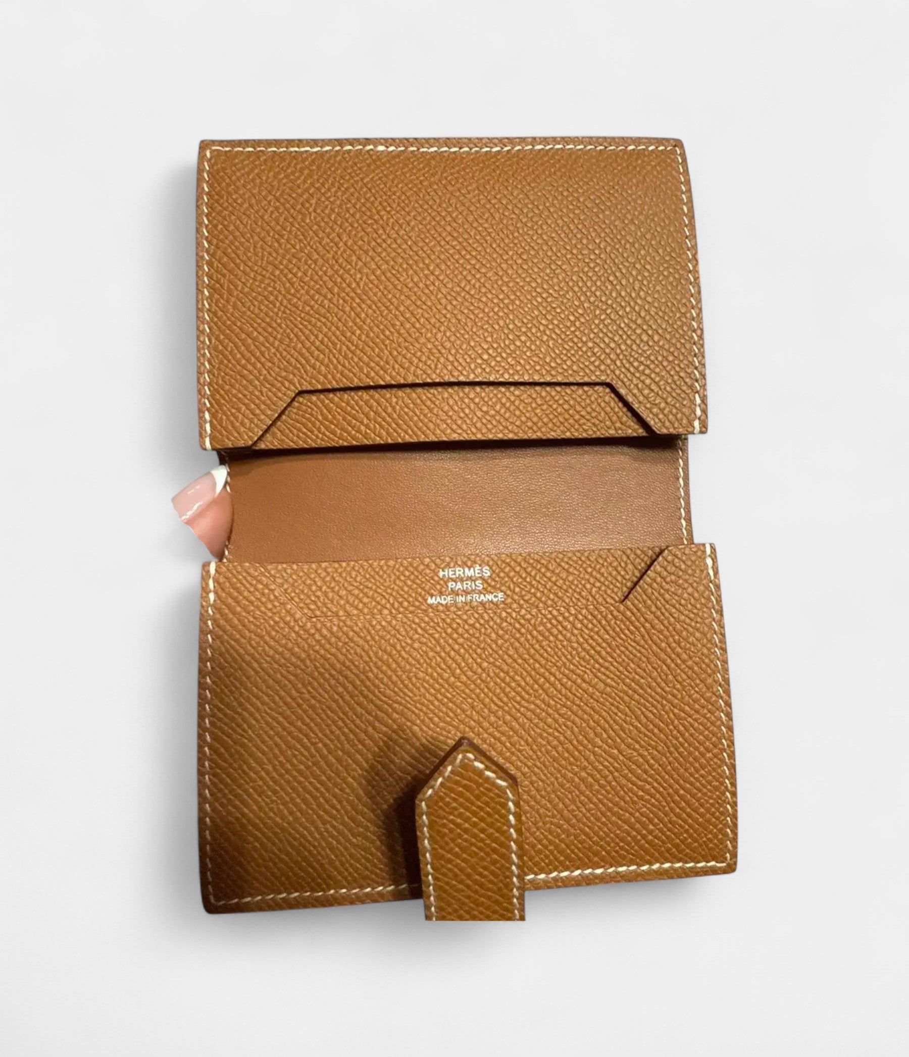 HMBéarn Leather Wallet in Gold Iconic Warmth Timeless Silhouette