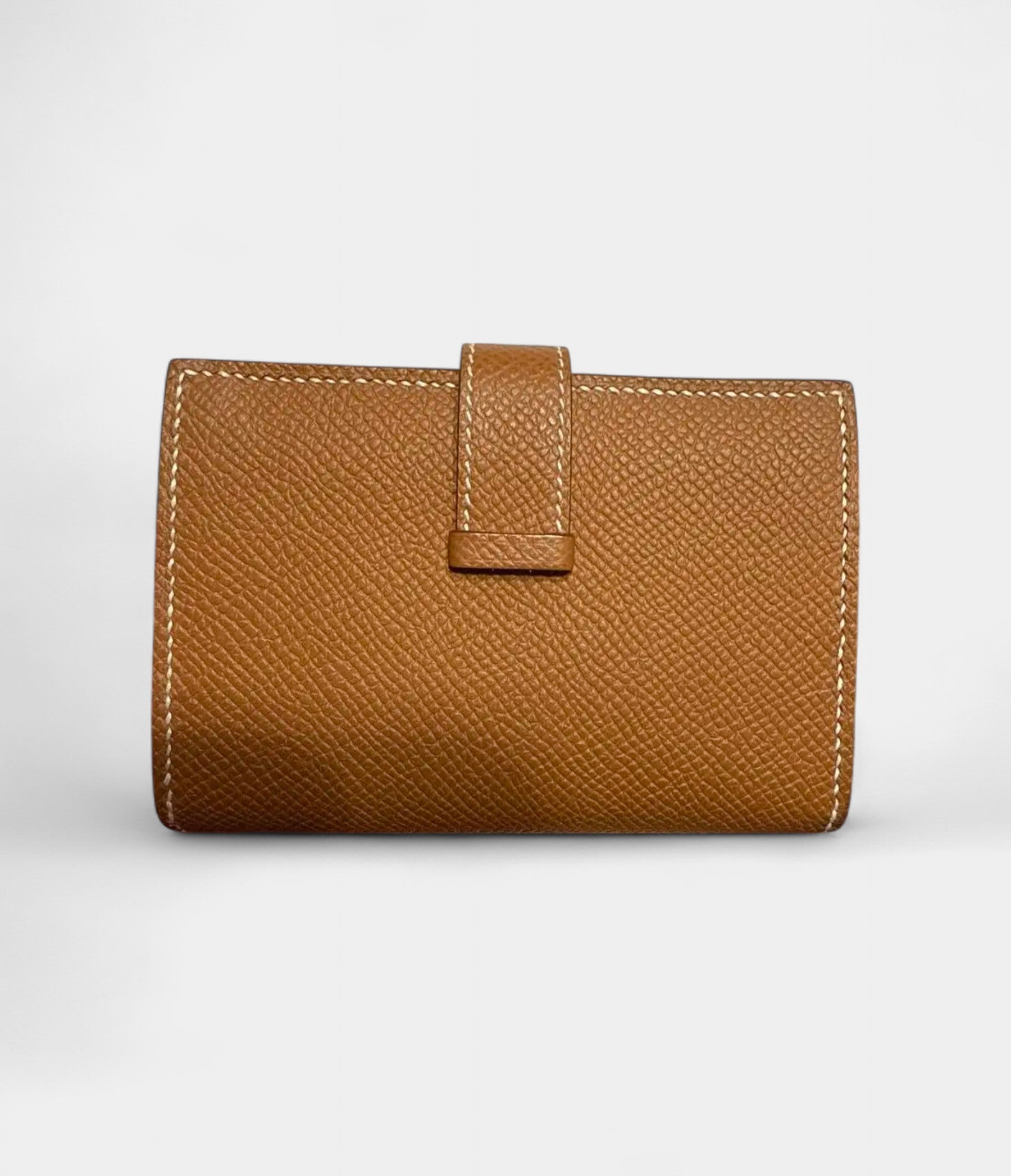 HMBéarn Leather Wallet in Gold Iconic Warmth Timeless Silhouette