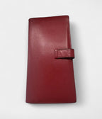 HMBéarn Leather Wallet in Red Bold Sophistication Classic Form