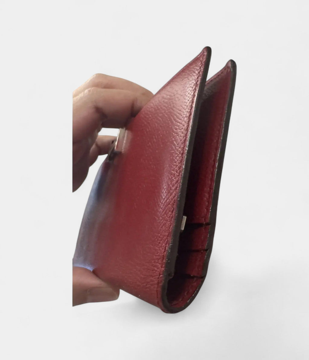 HMBéarn Leather Wallet in Red Bold Sophistication Classic Form