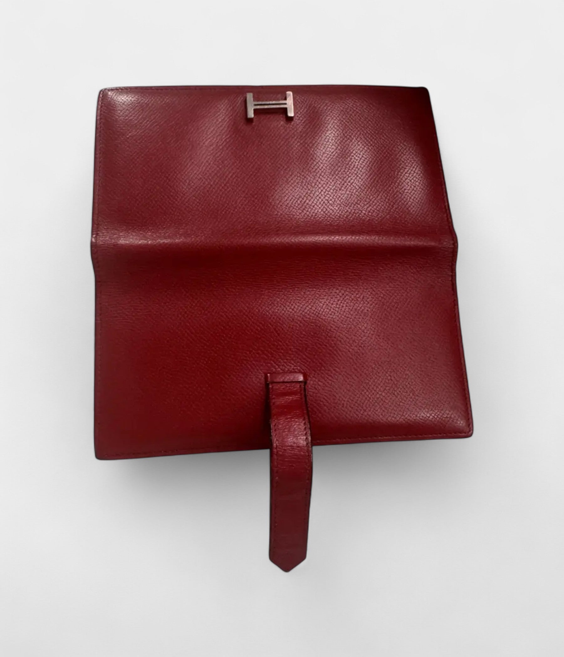 HMBéarn Leather Wallet in Red Bold Sophistication Classic Form