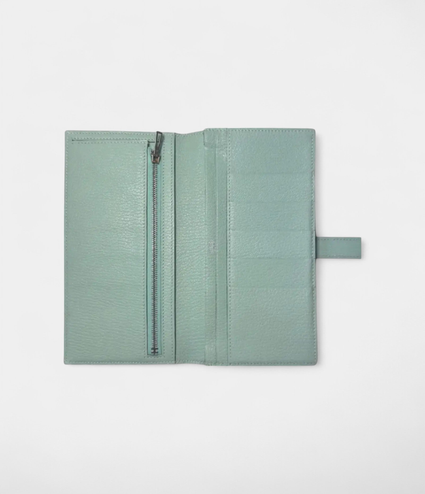 HMBéarn Leather Wallet in Turquoise Fresh Elegance Signature Design