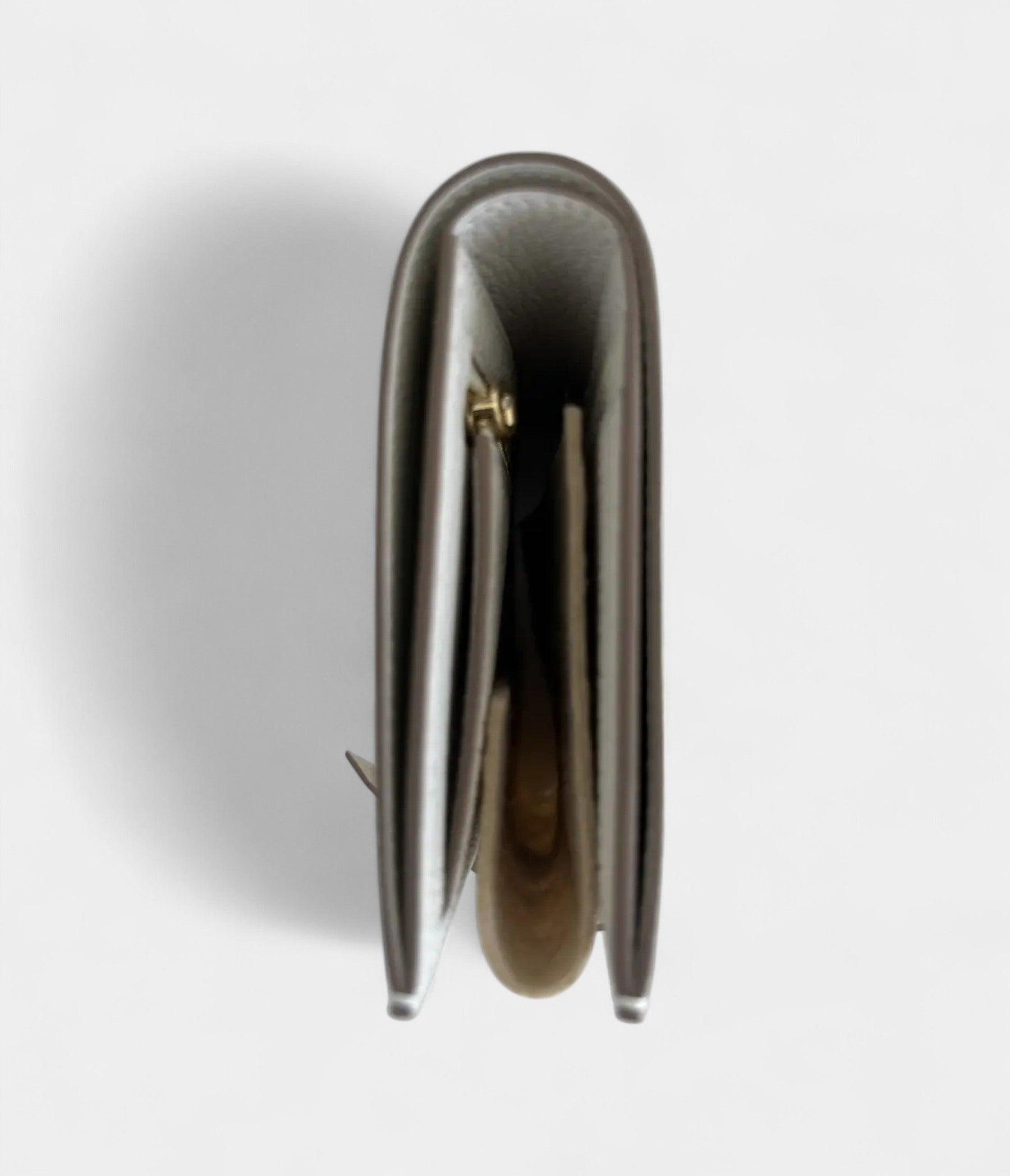 HMBéarn Leather Wallet in White Minimalist Luxury Timeless Silhouette