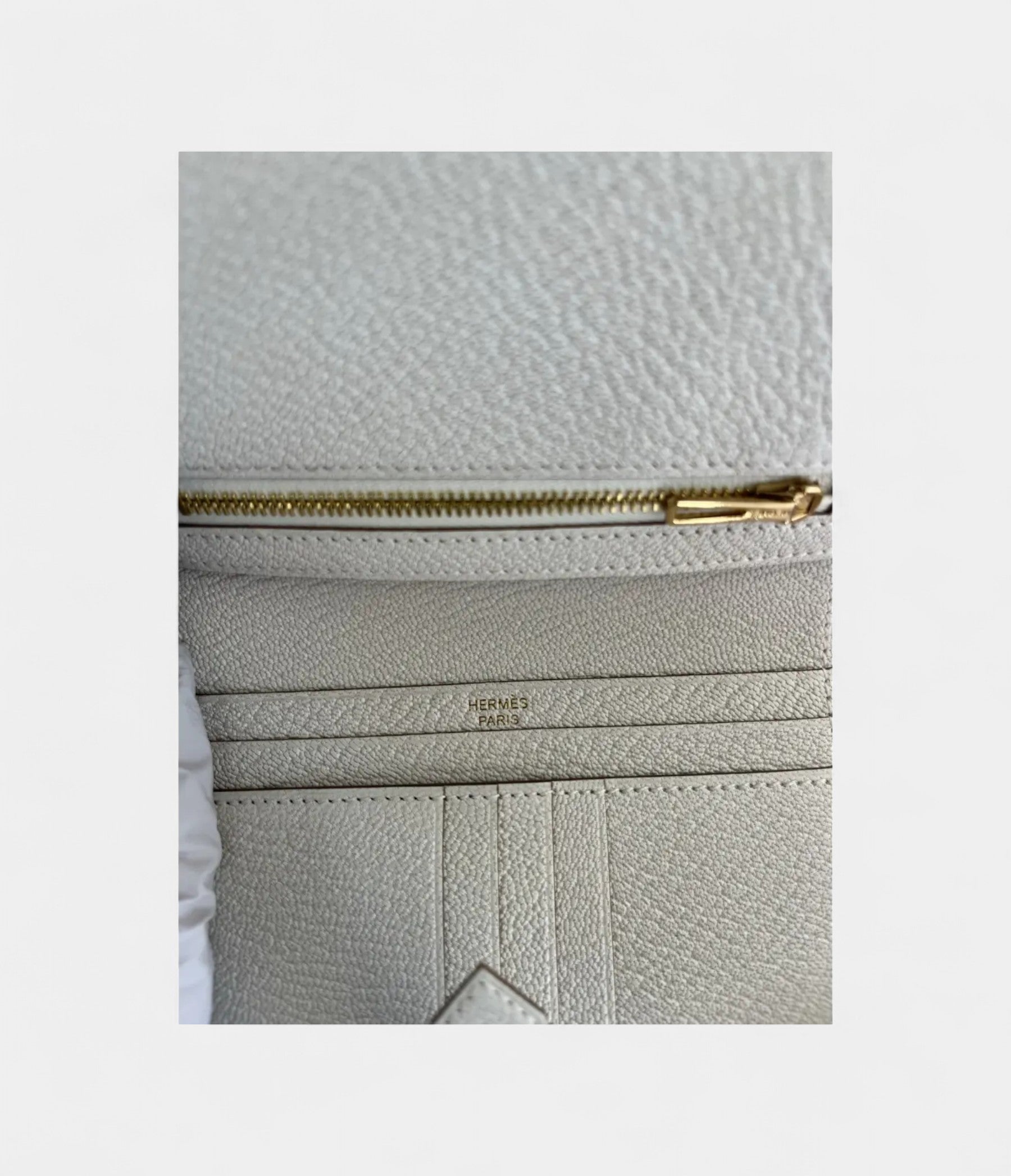 HMBéarn Leather Wallet in White Minimalist Luxury Timeless Silhouette