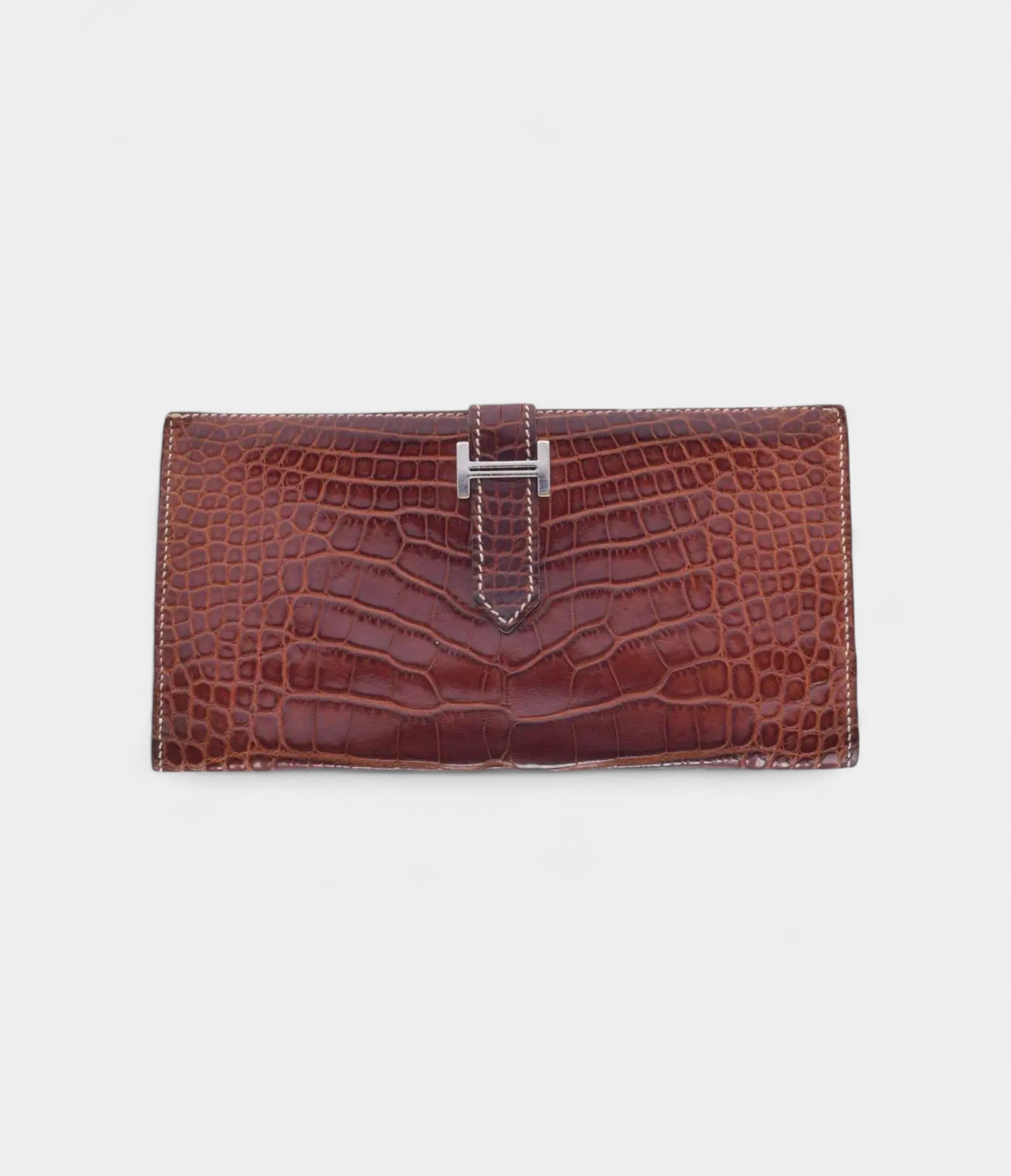 HMBéarn Wallet in Brown Timeless Elegance Distinctive Finish
