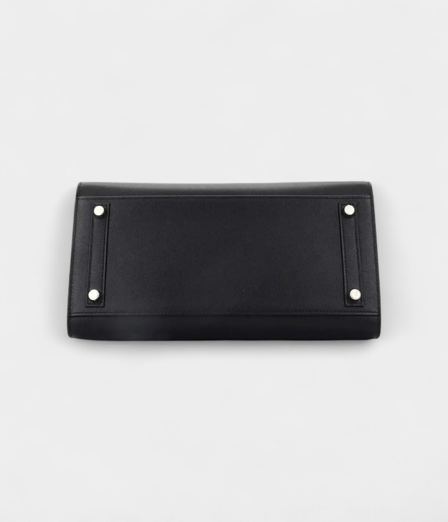 HM BK 30 A Symbol of Timeless Elegance