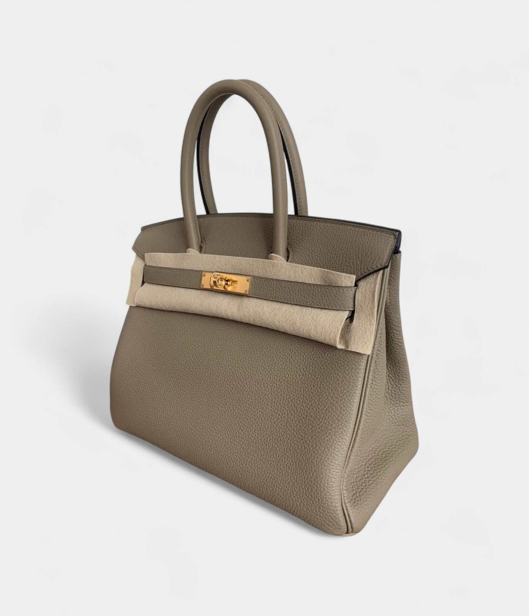 HM BK 30 Beige Leather Handbag A Timeless Icon of Luxury
