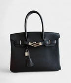 HM BK 30 Black Leather Handbag Iconic Style in Timeless Black Elegance