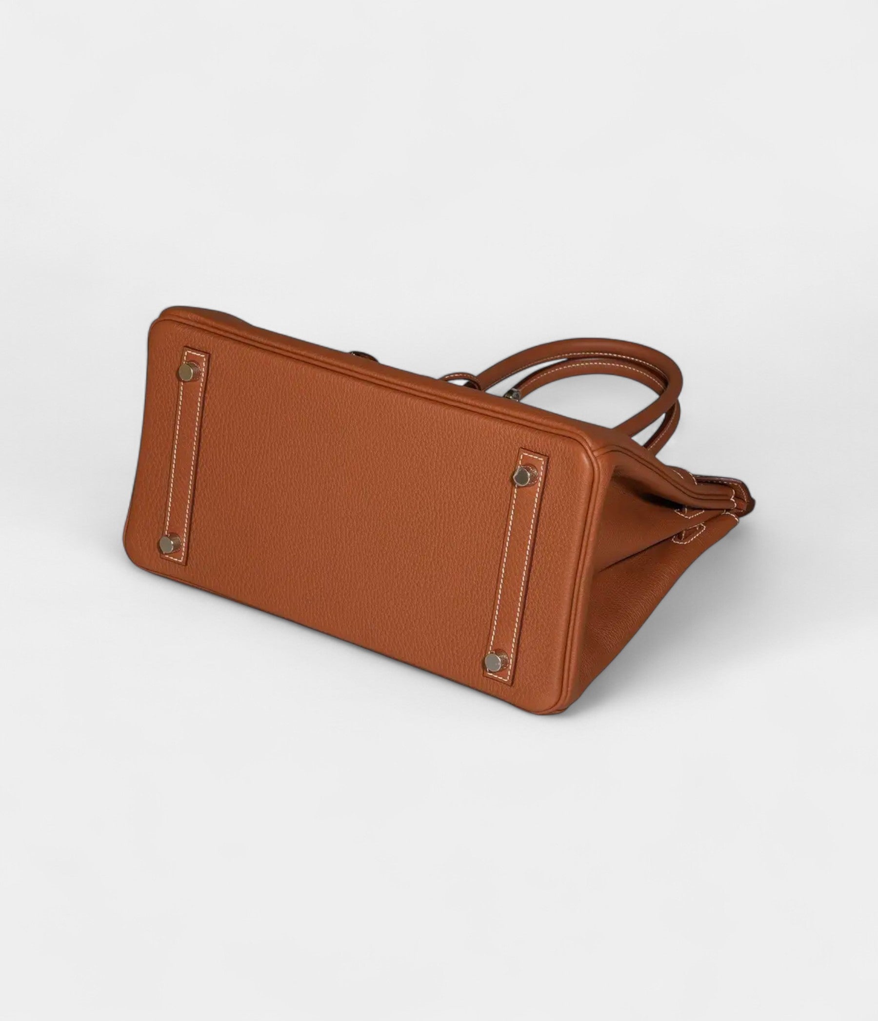 HM BK 30 Brown Leather Handbag Classic Sophistication in Rich Earth Tones