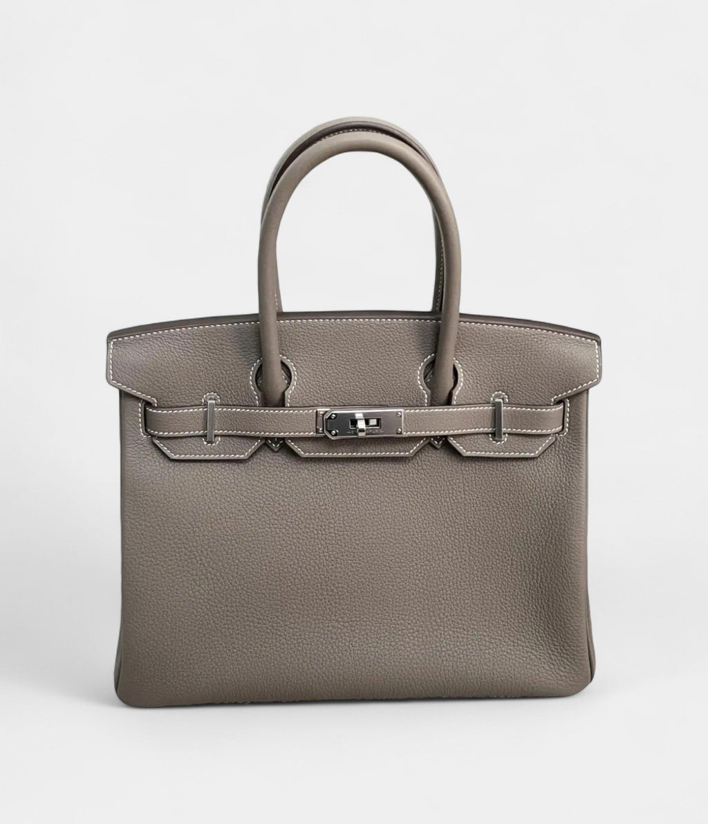 HM BK 30 Grey Leather Handbag A Timeless Classic of Luxury