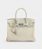 HM BK 30 Leather Handbag Timeless Symbol of Luxury