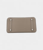 HM BK 30 Leather Tote Ultimate in Timeless Elegance