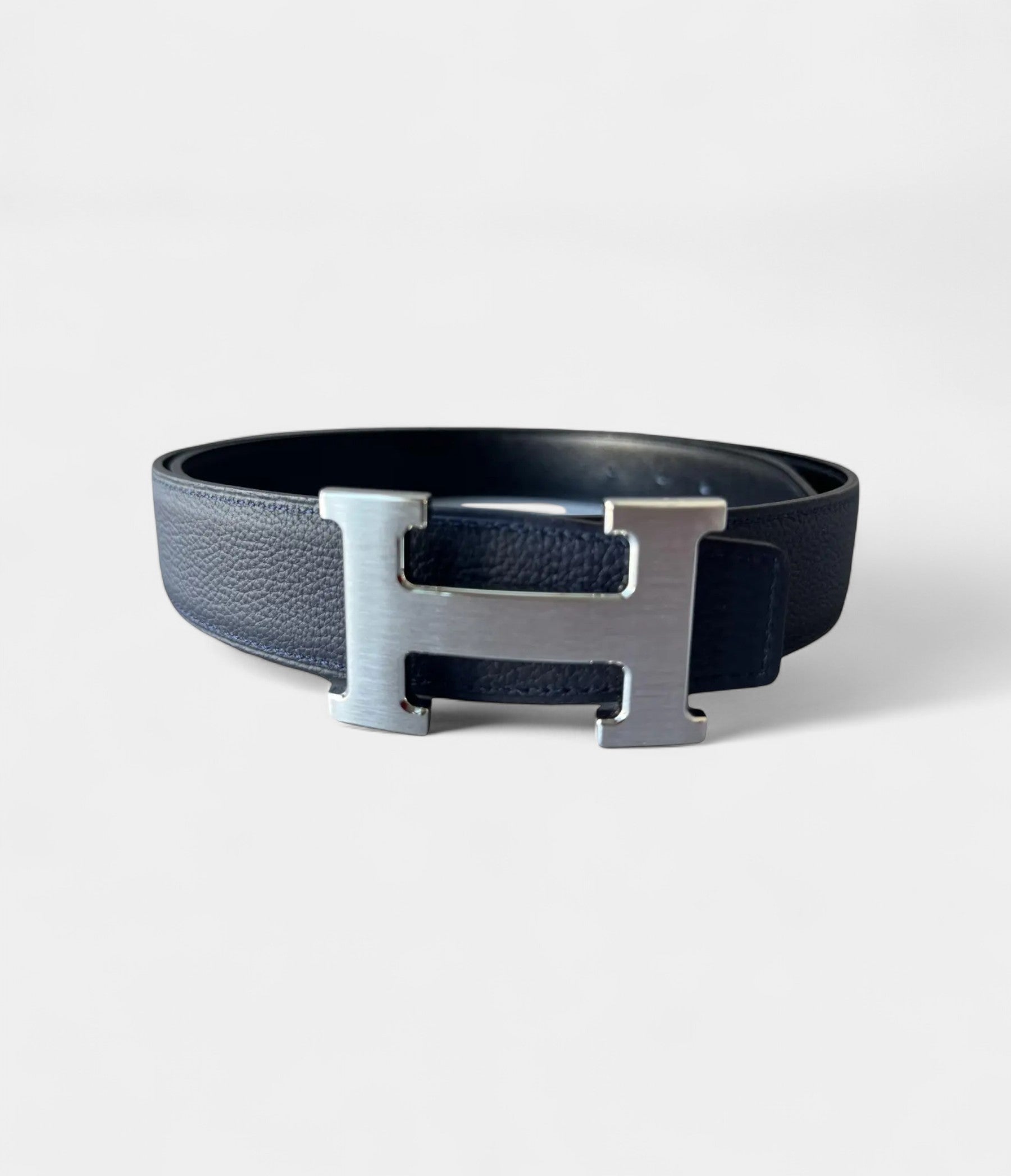 HMBlue H Leather Belt A Striking Blend of Color and Iconic Style