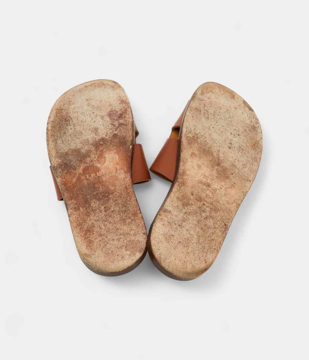 Hermes Brown Leather Izmir Flat Sandals 40.5 EU