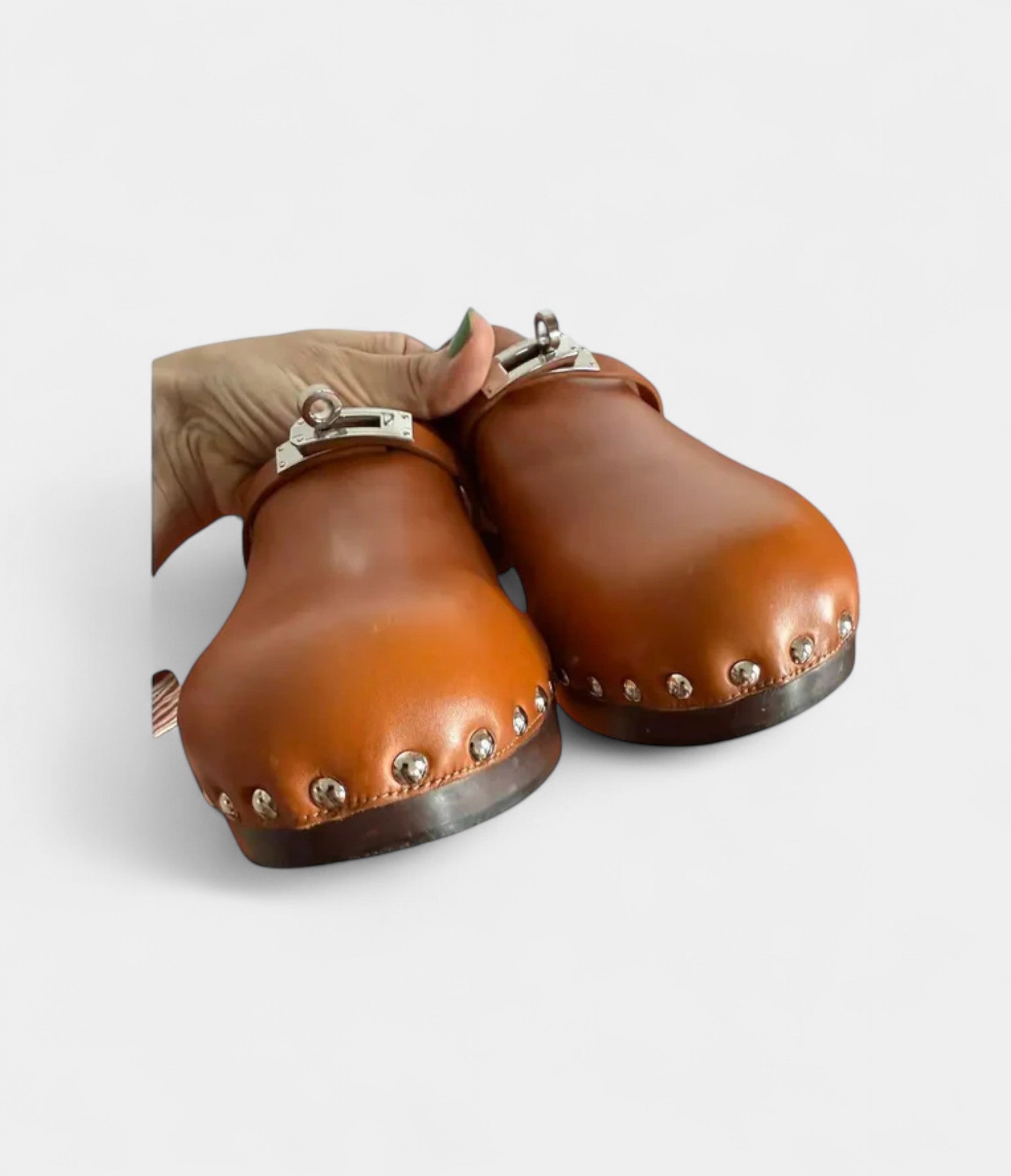 HMCarlotta Leather Mules & Clogs Timeless Comfort with Sophisticated Flair