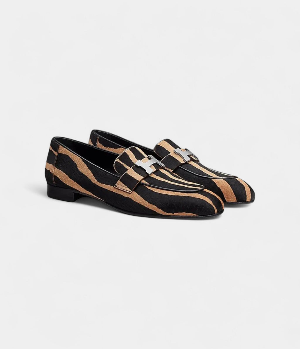 HMCarlotta Leather Mules & Clogs – Effortless Elegance