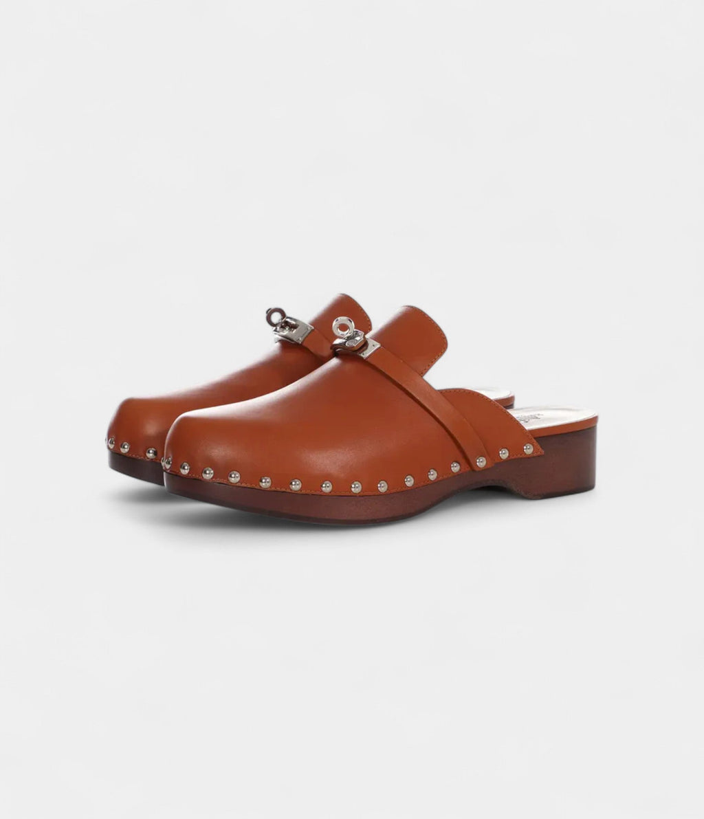 HMCarlotta Leather Mules & Clogs – Effortless Elegance
