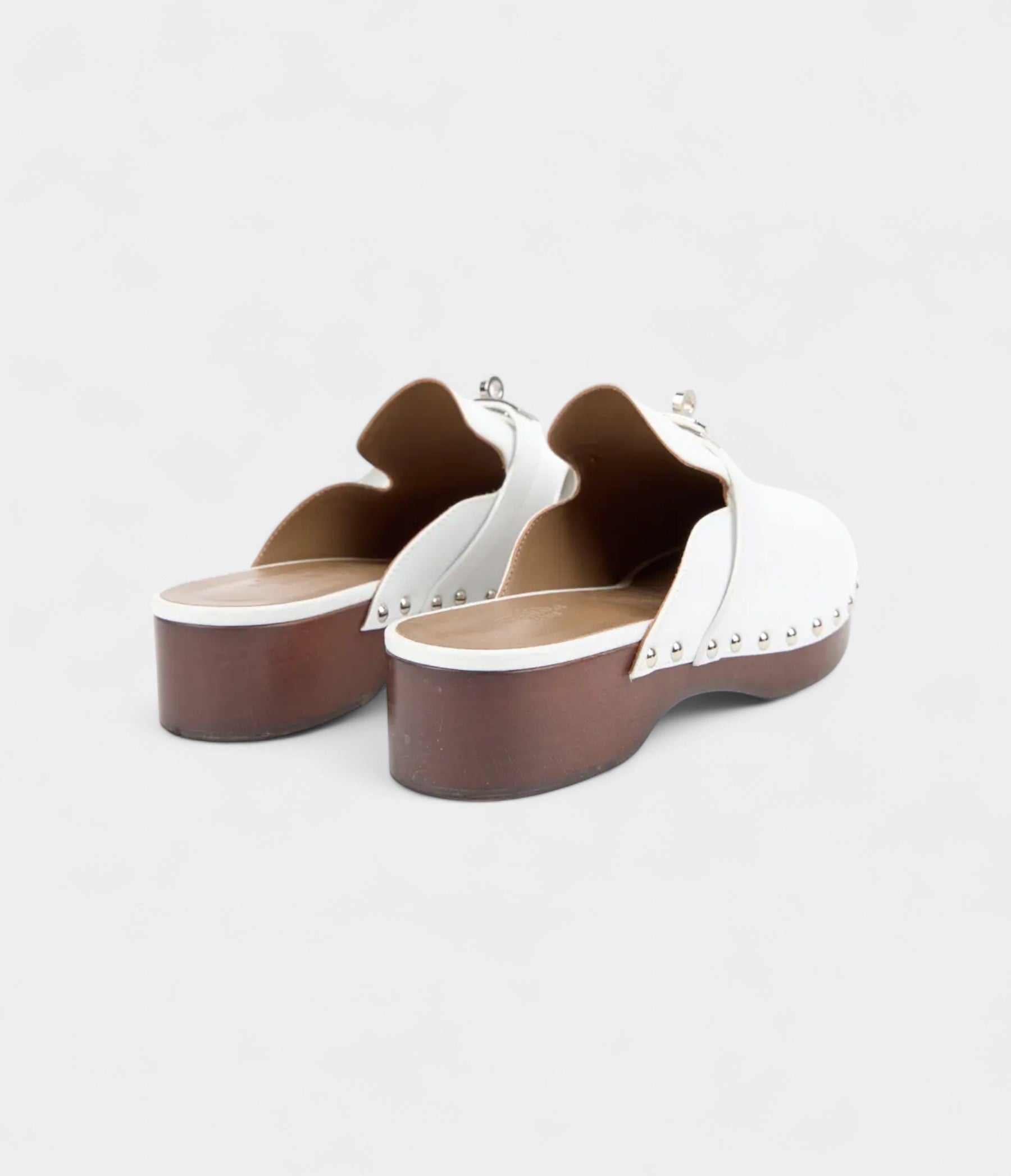HMCarlotta White Leather Mules with Studded Wooden Platform and Palladium Hardware