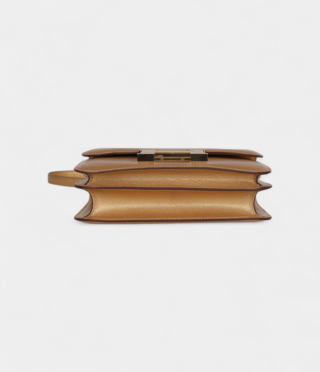 HMConstance 18 Dore Chevre Chamkilight Permabrass Hardware