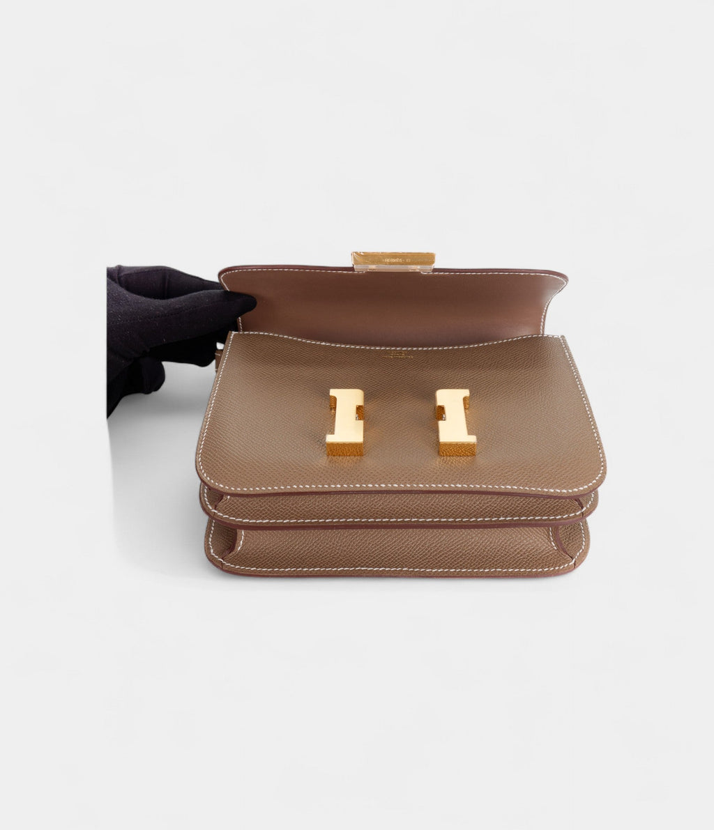 HMConstance 18 Etoupe Epsom Gold Hardware