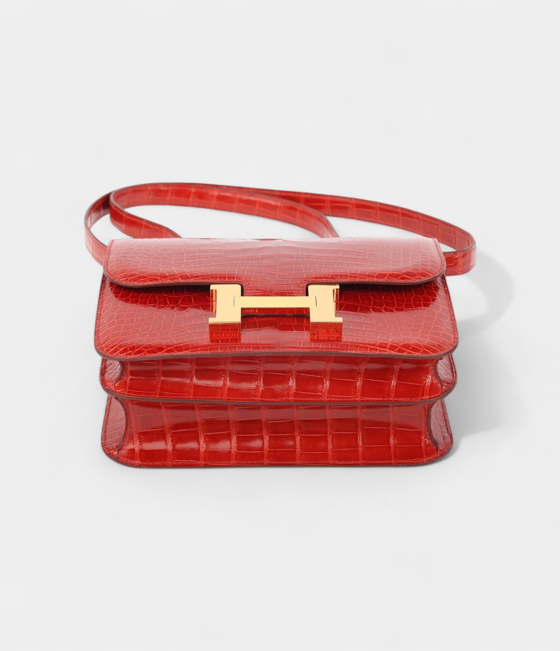 Hermes Constance Sanguin 24 cm Niloticus Shiny Crocodile with Gold HDW