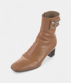 HMDecouverte Boots Effortless Luxury Timeless Appeal