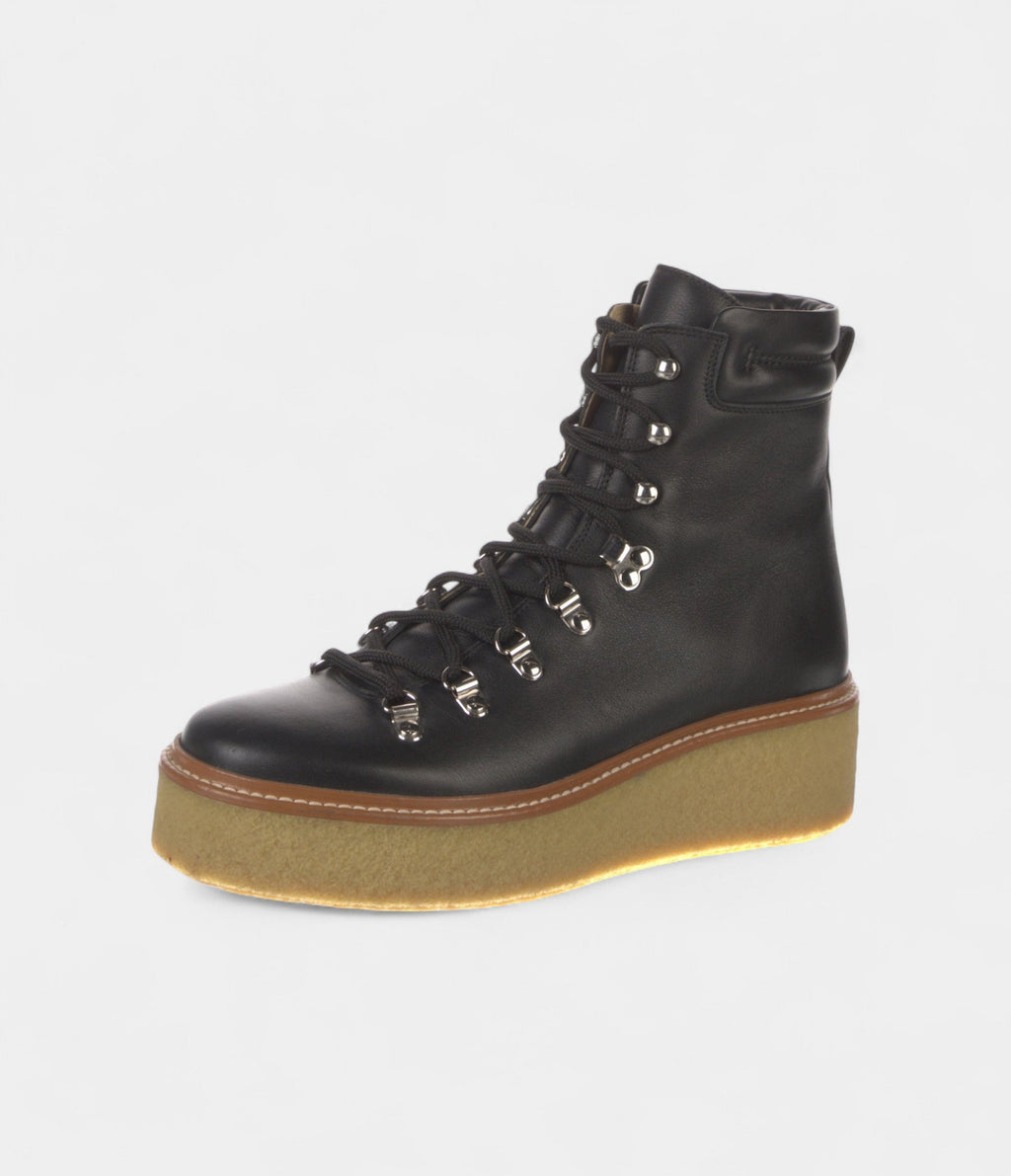 HMDiscovery Leather Lace Up Boots Rugged Sophistication Meets Timeless Craftsmanship