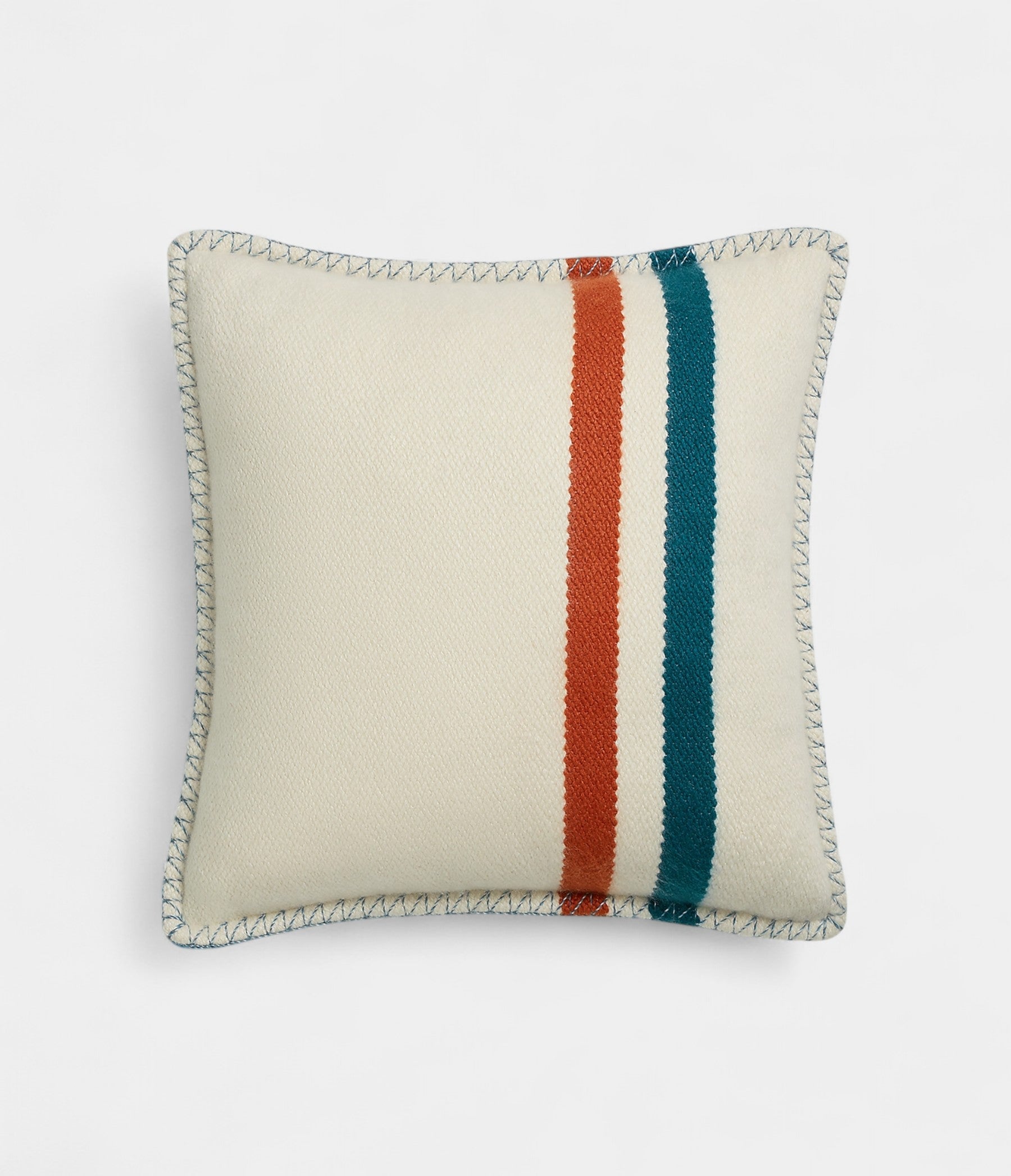 HMDye Sangle Pillow A Masterpiece of Handcrafted Luxury