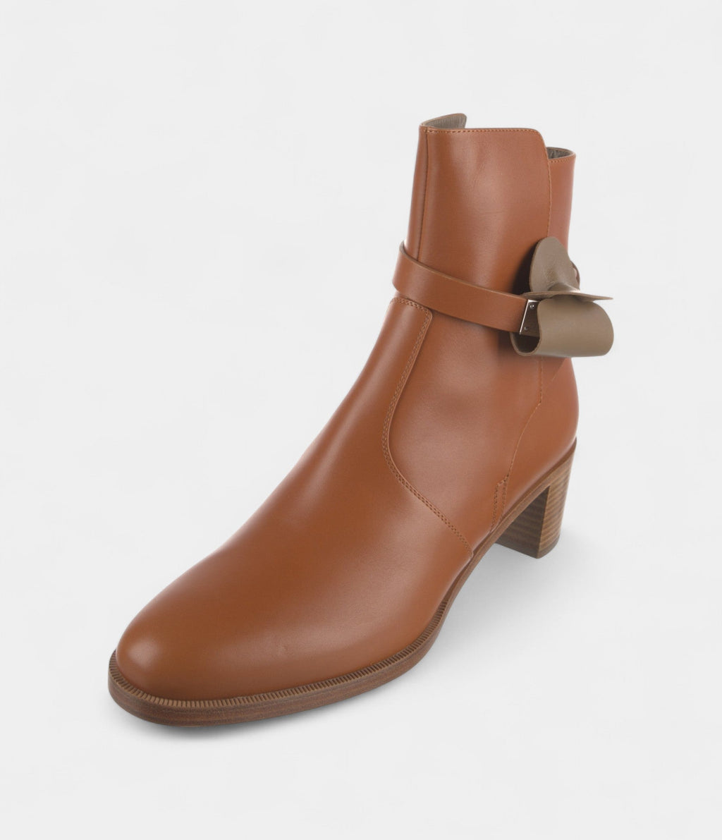 HMFrenchie Leather Boots Confident Sophistication