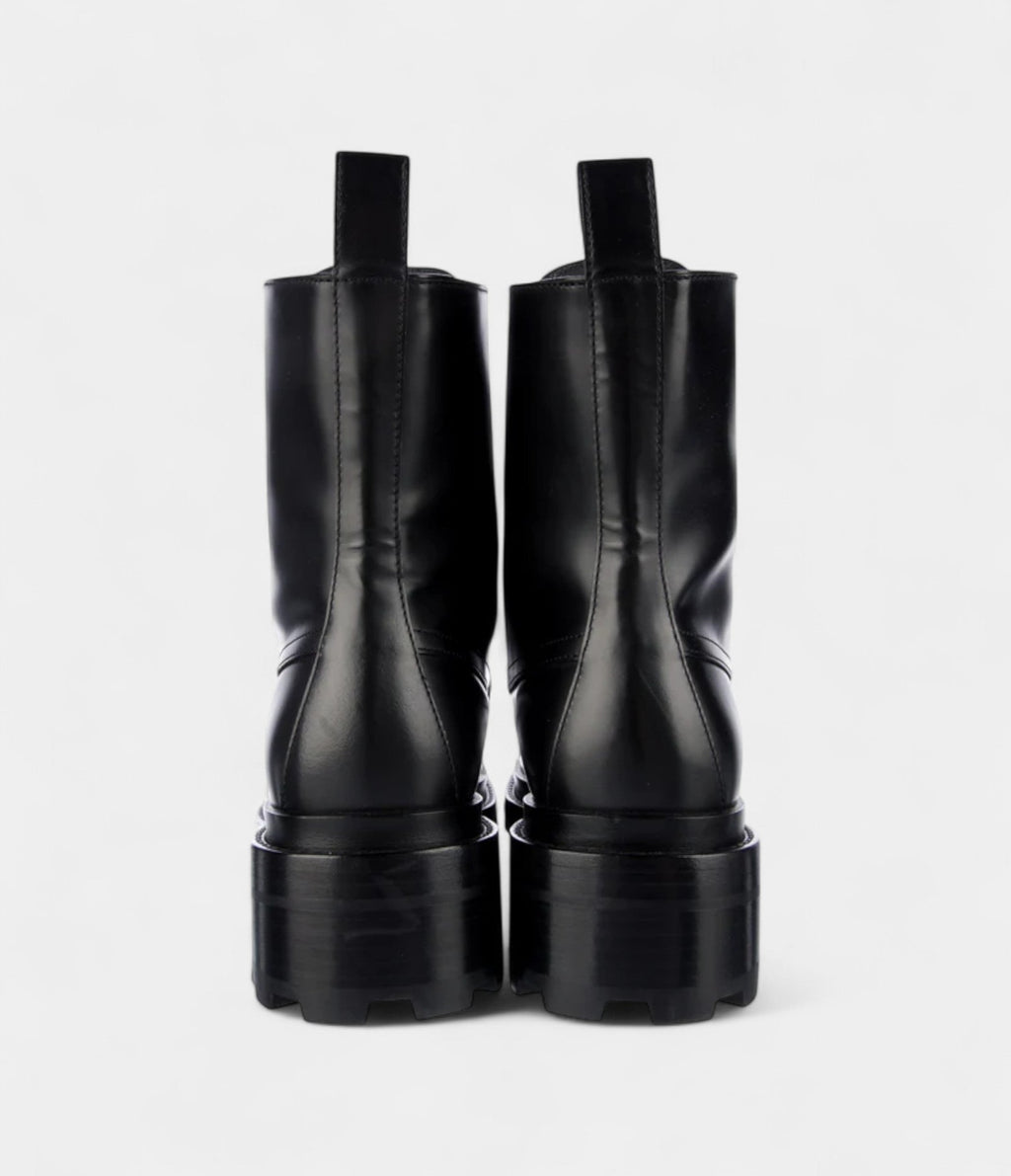 HMFunk Leather Combat Boots Bold Style Meets Exceptional Craftsmanship
