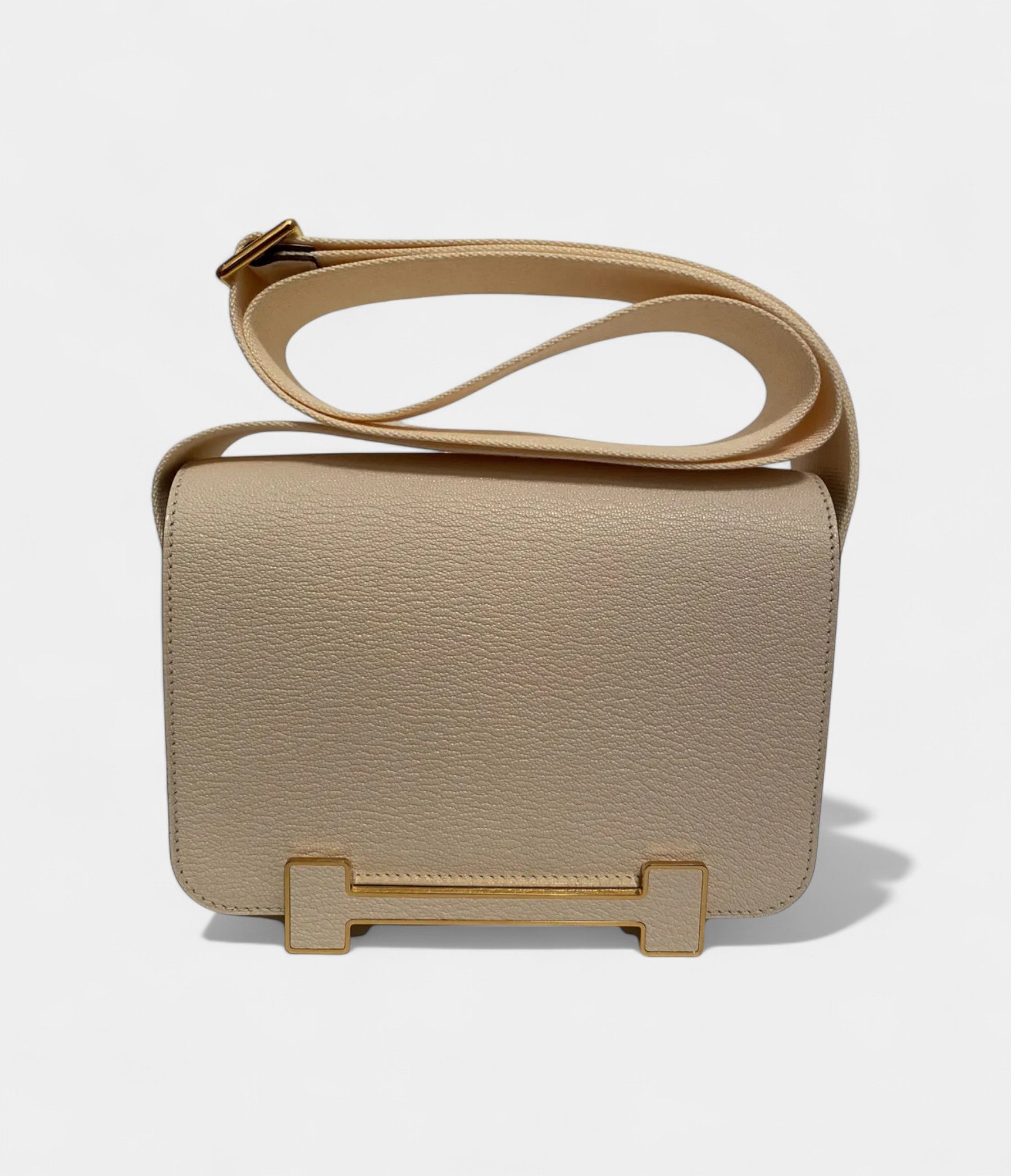 HMGeta White Leather Handbag
