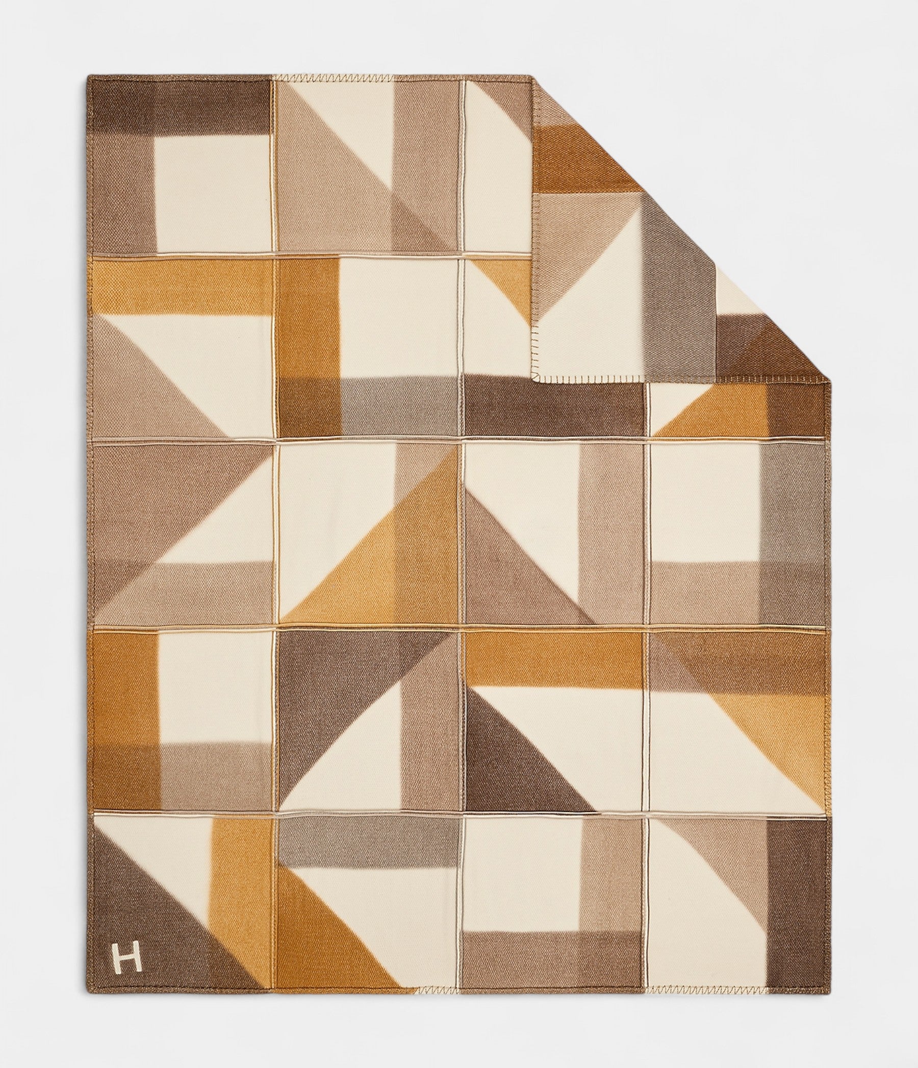 HMH Pythagore Blanket A Masterpiece of Artisanal Geometry