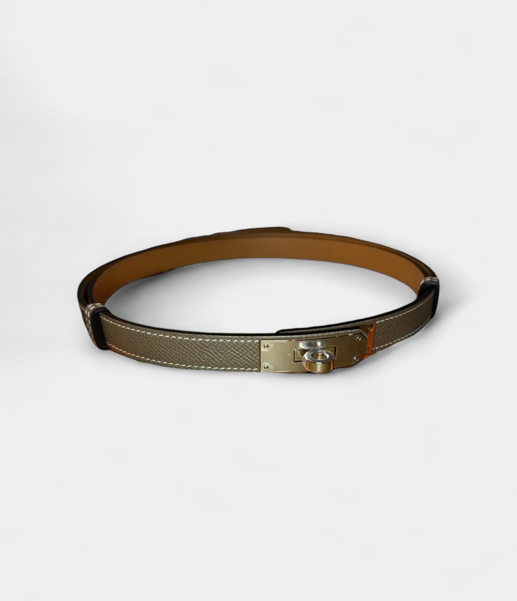 HMKelly Leather Belt in Grey Understated Elegance, Redefined