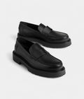 HMKlement Loafer Rugged Elegance with Iconic Detail