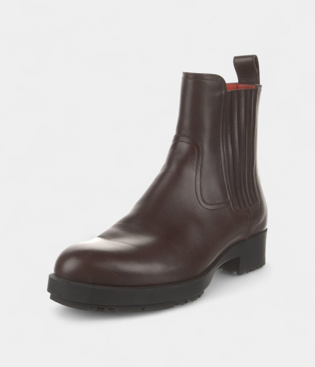 HMKross Leather Chelsea Boots Contemporary Edge Timeless Craftsmanship