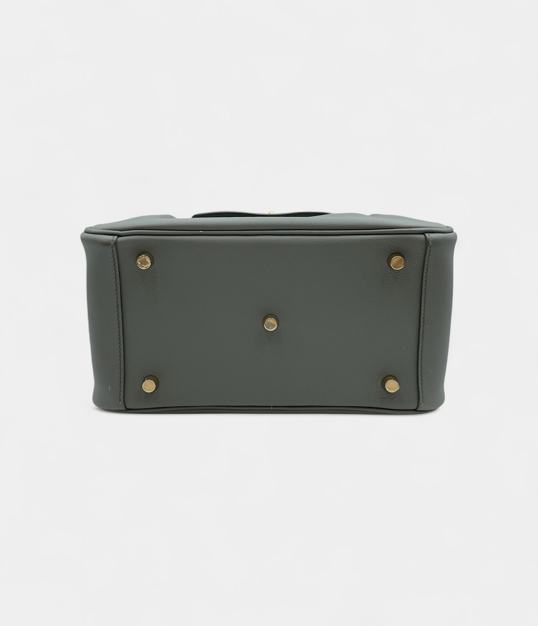 HMLindy 26 in Almond Green Evercolor Leather With Gold Hardware