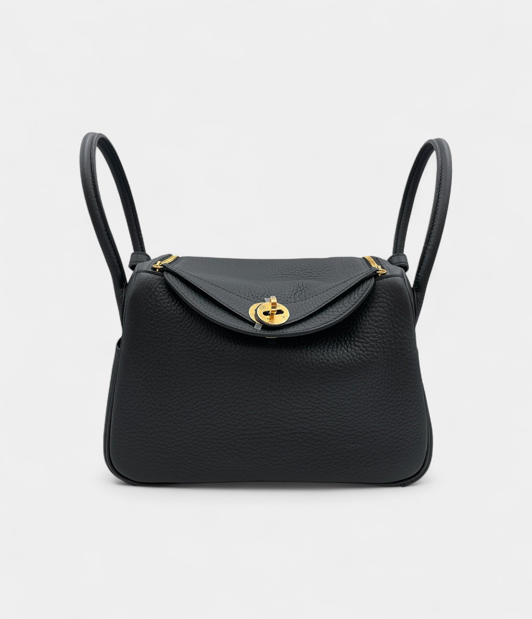 HMLindy 26 in Black Clemence Leather with Palladium Hardware