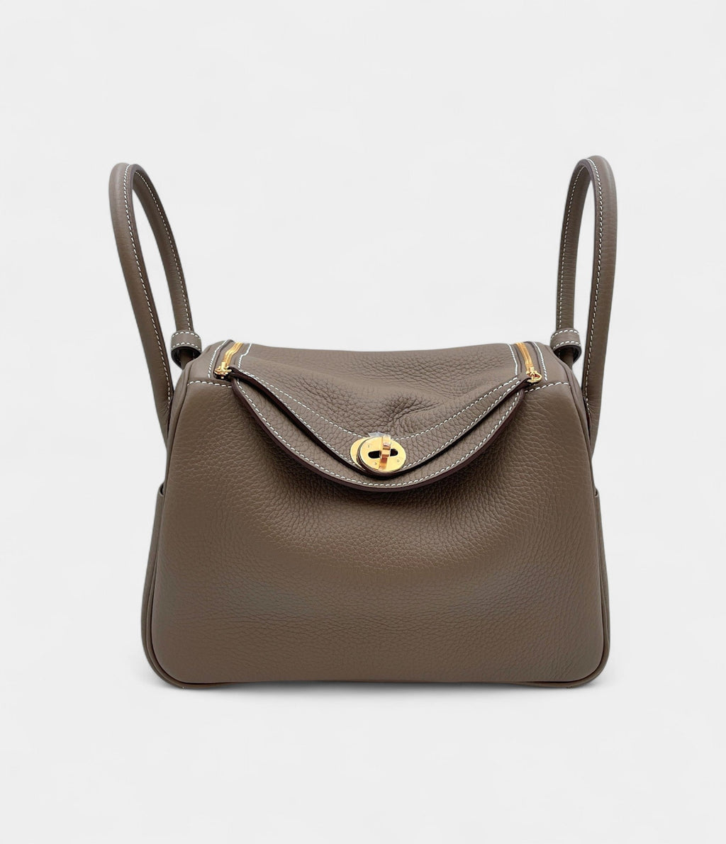 HMLindy 26 in Etoupe Clemence Leather With Gold Hardware