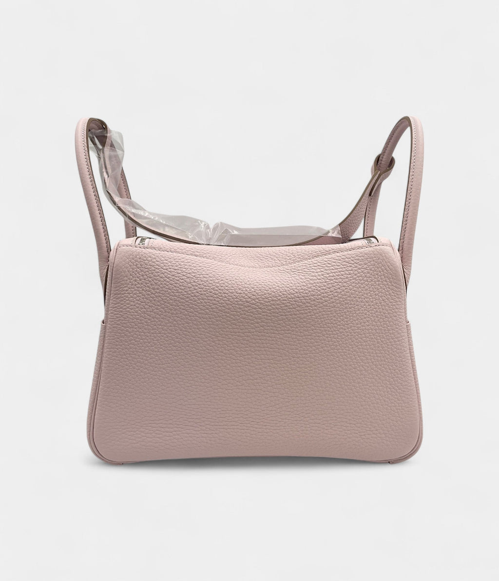 HMLindy 26 in Mauve Pale Clemence Leather with Palladium Hardware