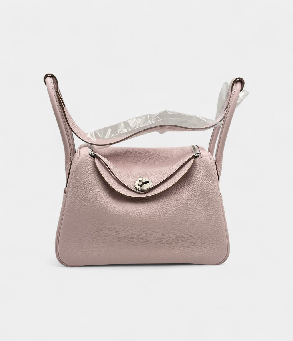 HMLindy 26 in Mauve Pale Clemence Leather with Palladium Hardware
