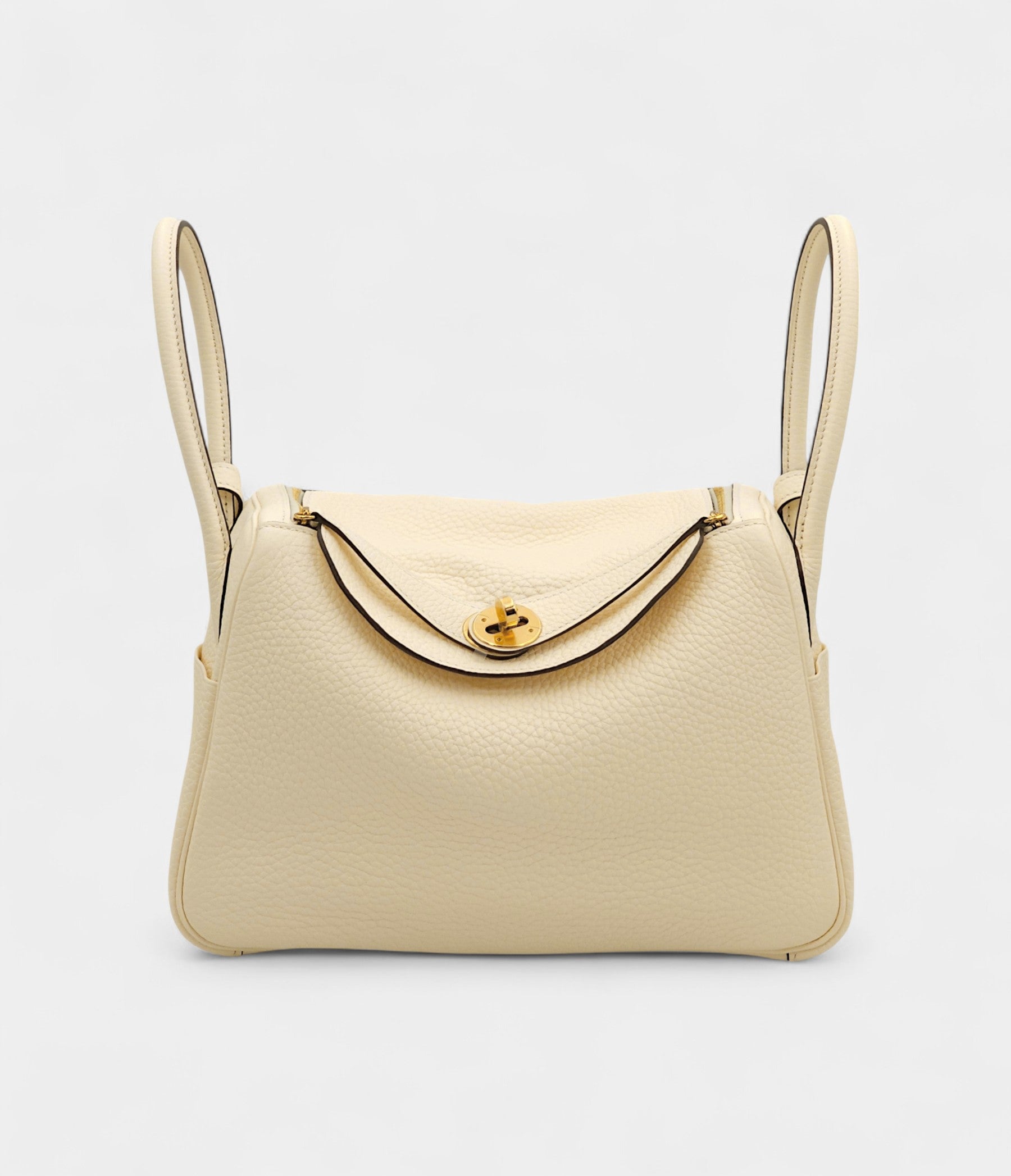 HMLindy 26 in Nata Clemence Leather with Gold Hardware