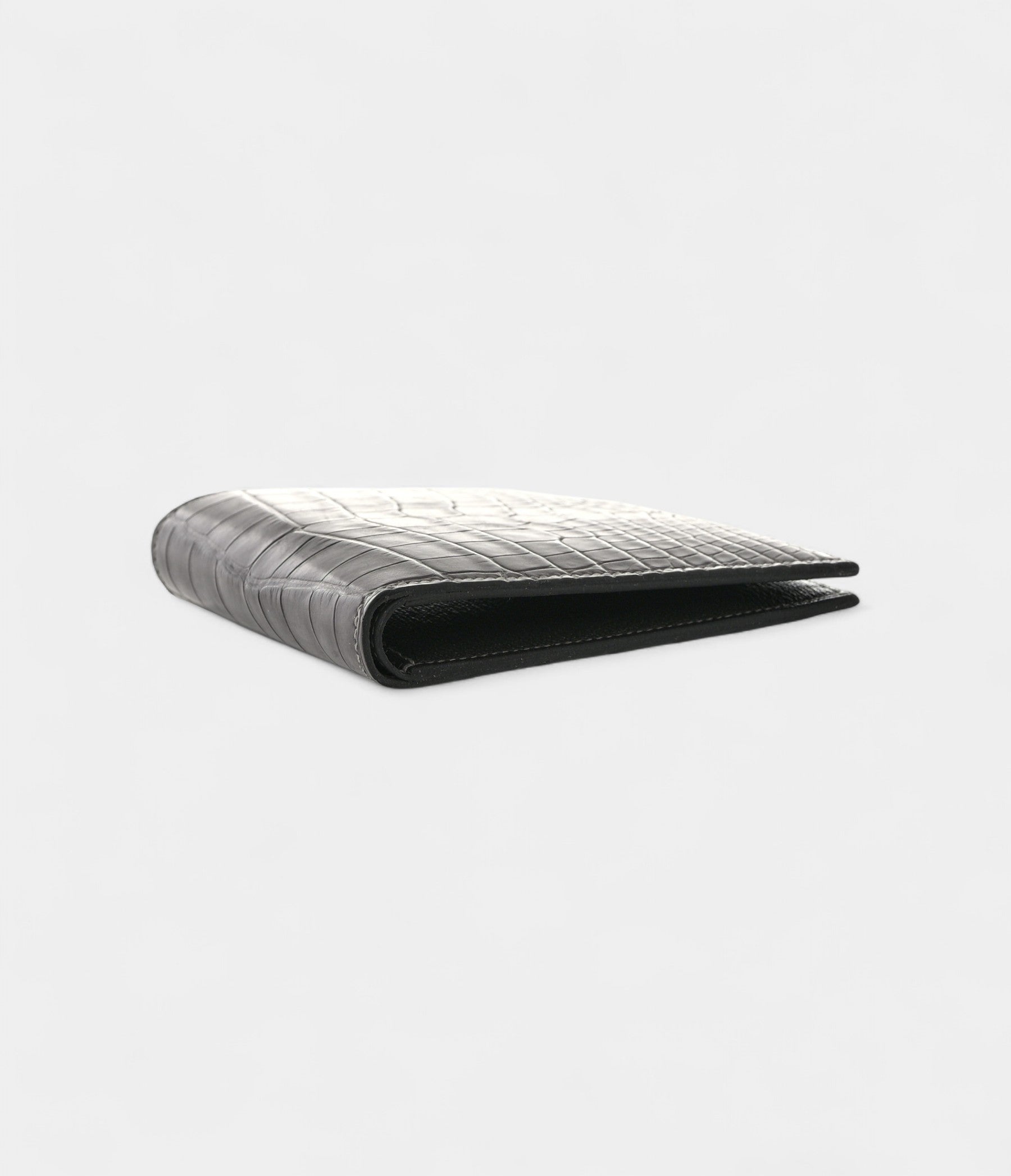 HMMC² Copernic Compact Wallet in Graphite Matte Alligator