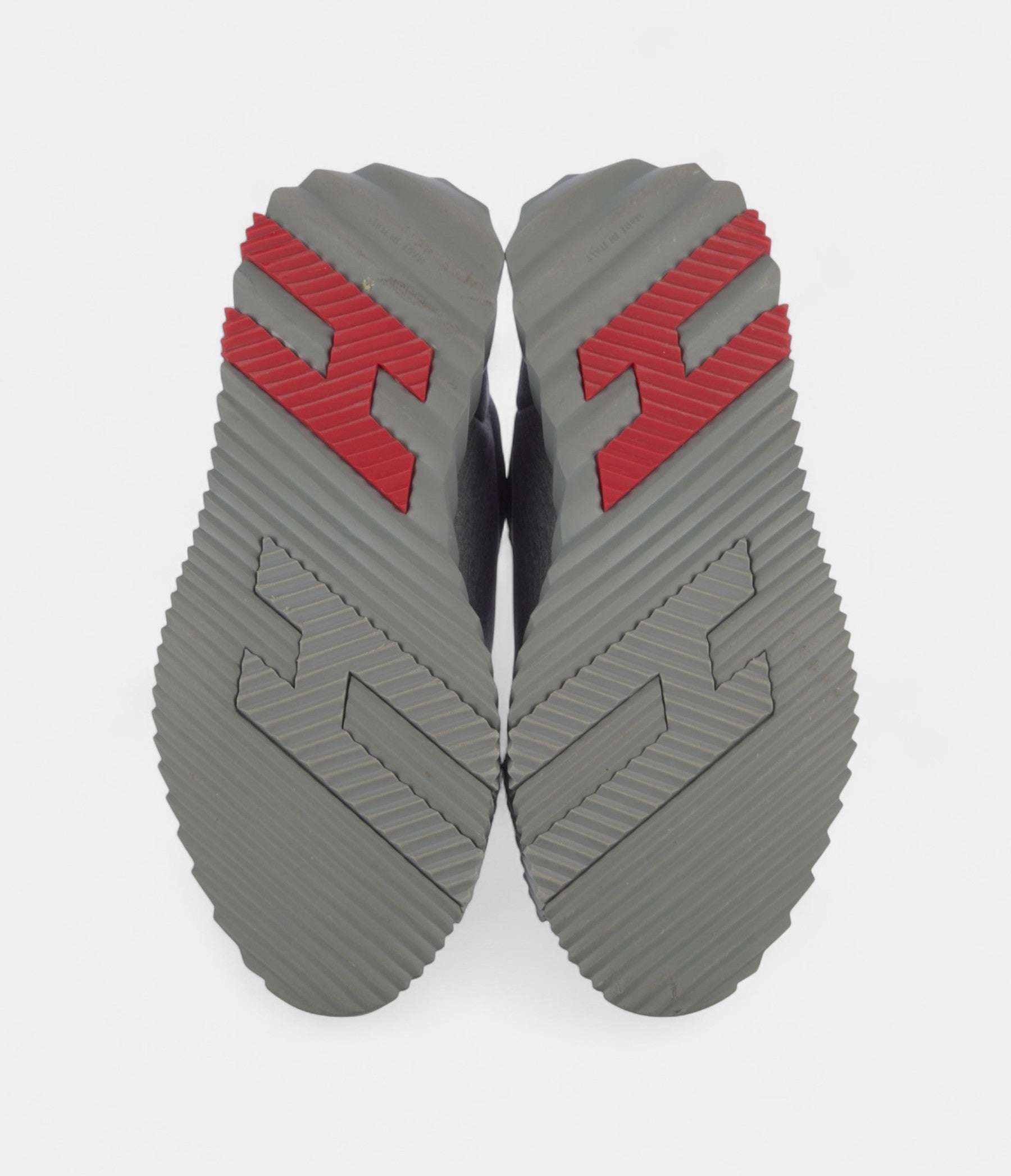 HMMen's Bouncing Sneakers Dynamic Comfort With A Luxe Edge